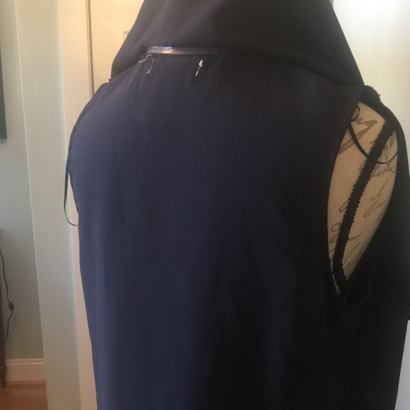 Gorgeous Midnight/Navy Blue Jealous tomato top EUC - Picture 7 of 8